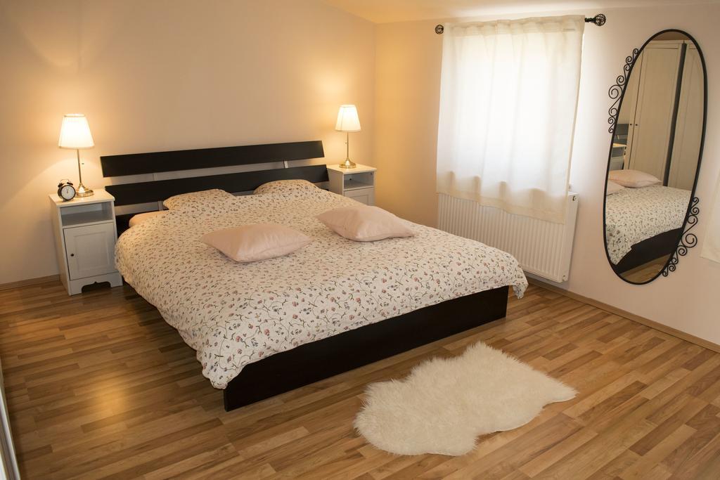 Jimmy Apartments Pula Zewnętrze zdjęcie