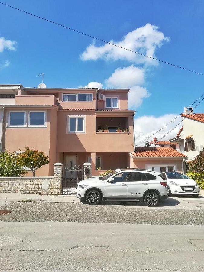 Jimmy Apartments Pula Zewnętrze zdjęcie